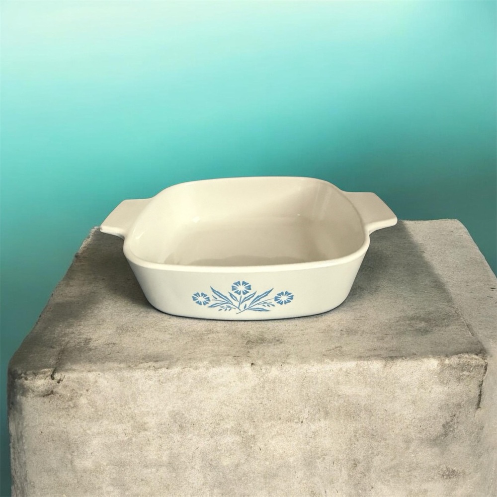 Vintage Corning Ware Cornflower 1 Quart Casserole Dish No Lid A-1-B